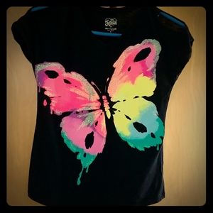 Butterfly tee